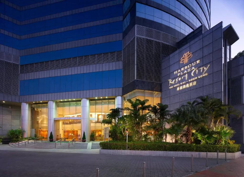 Harbour Plaza Resort City - photo 27