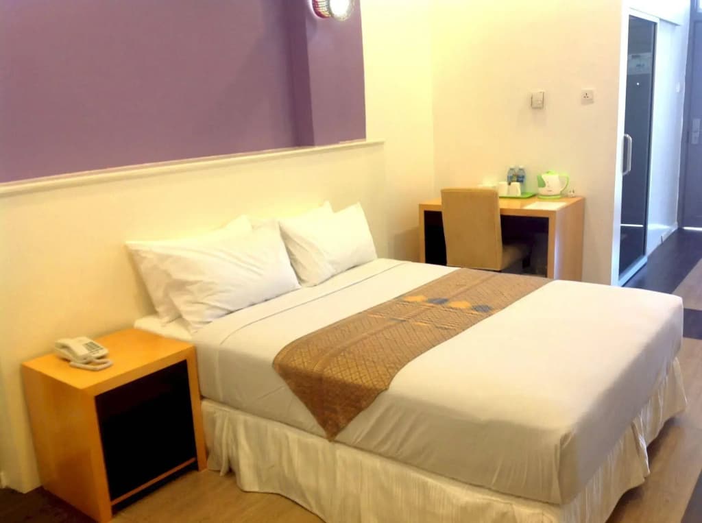 Borneo Cove Hotel - photo 5