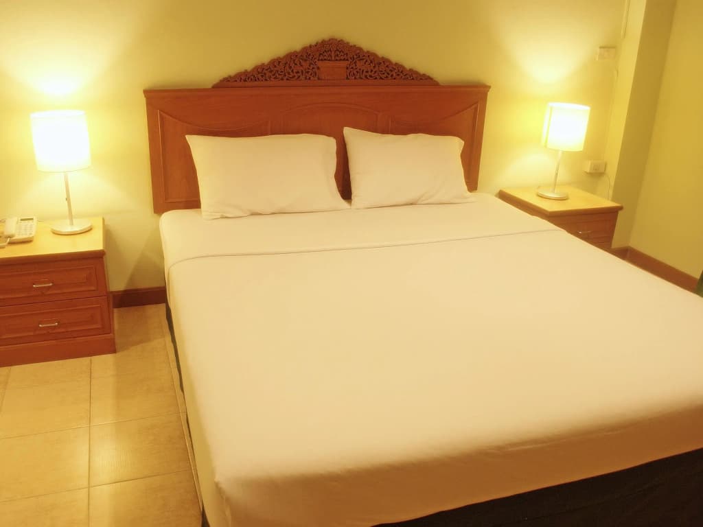 Golden Villa - photo 3