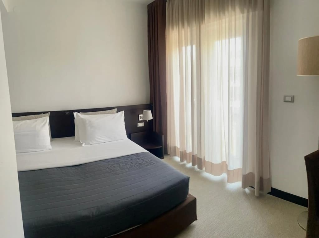 Hotel Petit Palais - photo 10