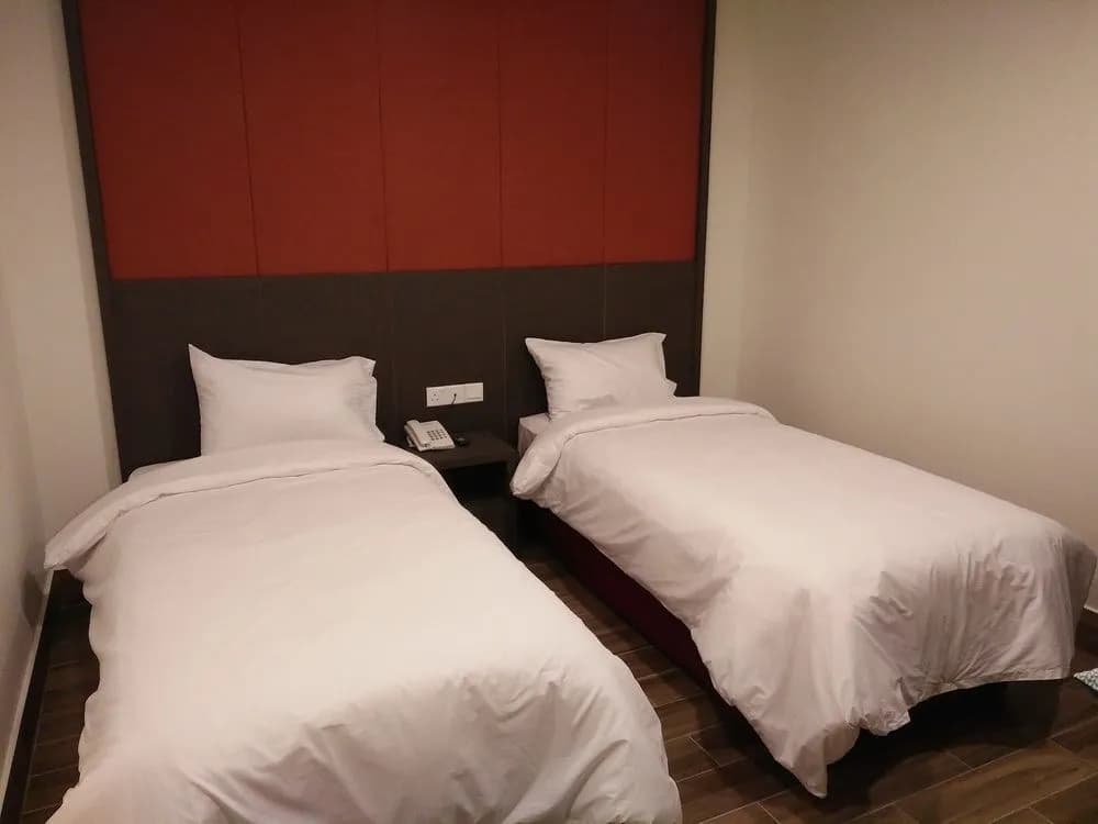 Capital O 90574 Hotel Glo - photo 5