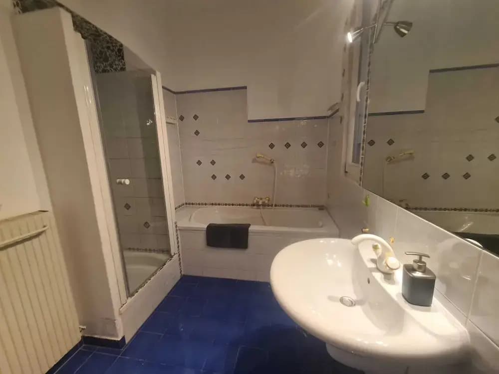 Comfort 3BR Apt Near Wiener Stadthalle - photo 6
