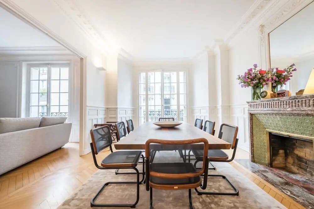 Four Saint Germain - Elegant Spacious 3 BDR Apartment in the Heart of Saint Germain - photo 11