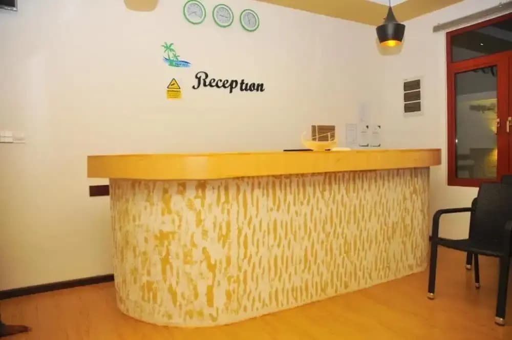 Palm Rest Hotel - photo 2