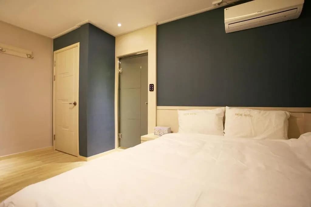 Shine Hotel - photo 17