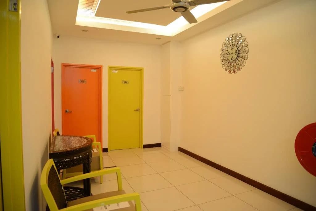 Marina Oriental Hotel - photo 9