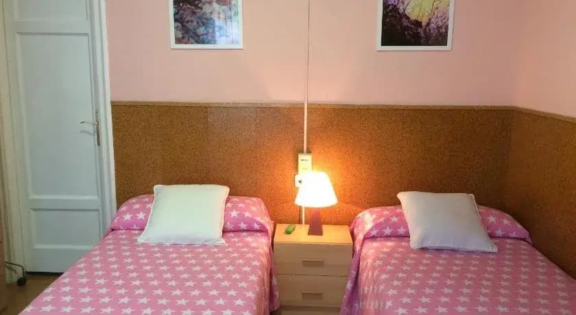 Hostal Valls - photo 3