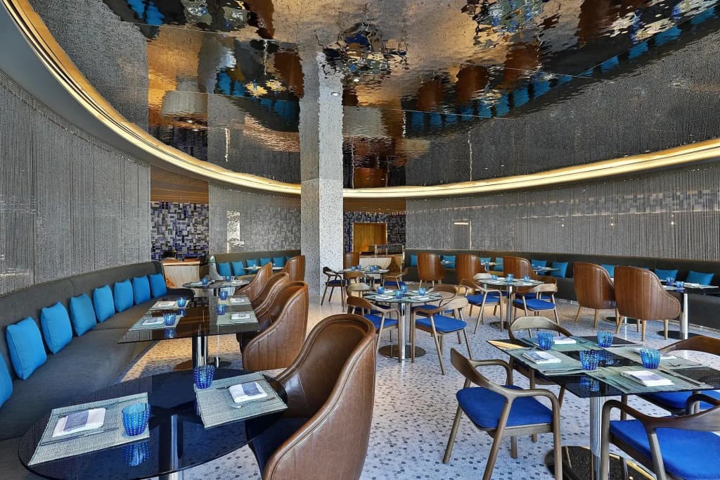 W Muscat Hotel - photo 36