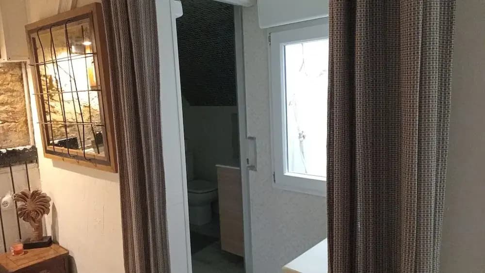 House with 9 private rooms Hostel - photo 11