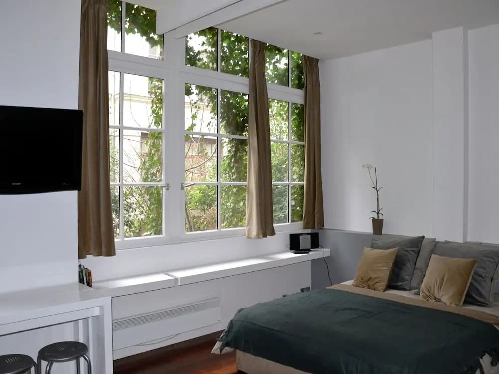 Modern Apartment in Île-de-france With Private Terrace - photo 3