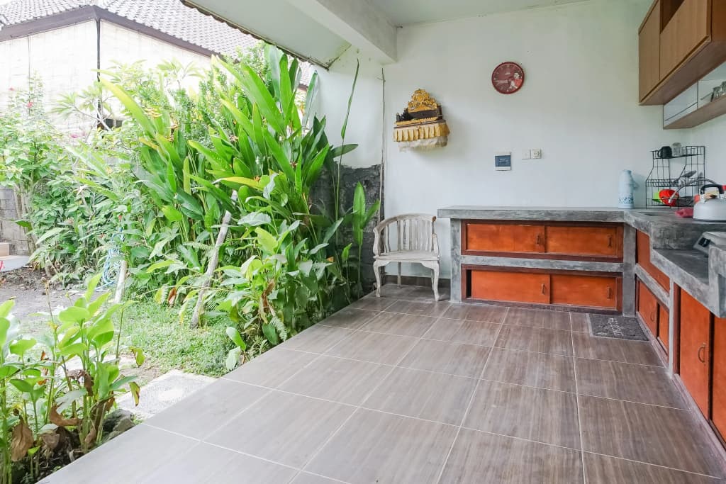 Karan Homestay Canggu - photo 10