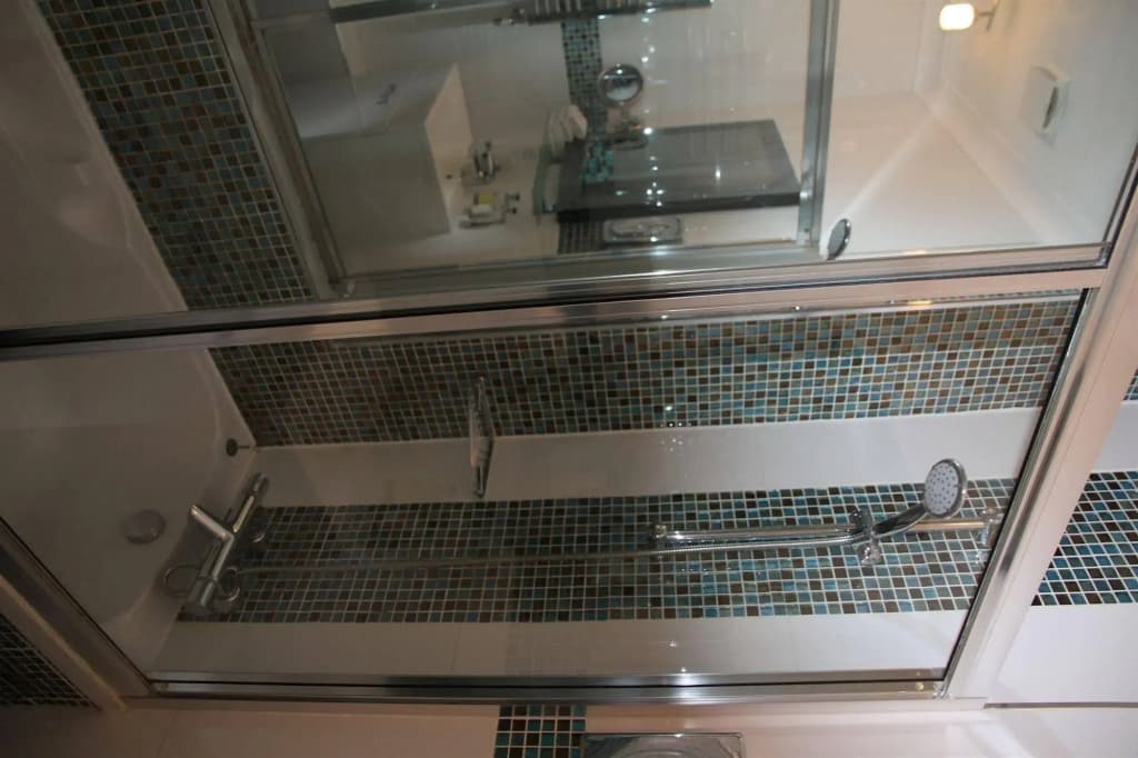 Crompton Guest House - photo 15