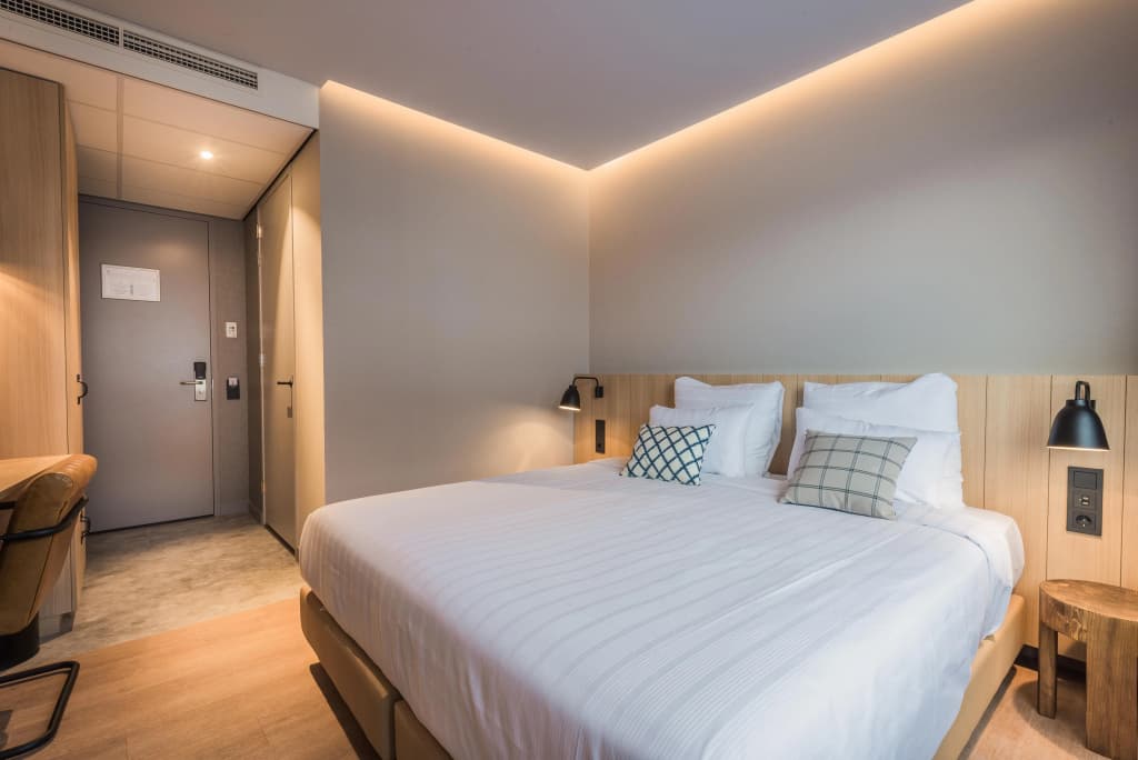 Urban Lodge Hotel - photo 6