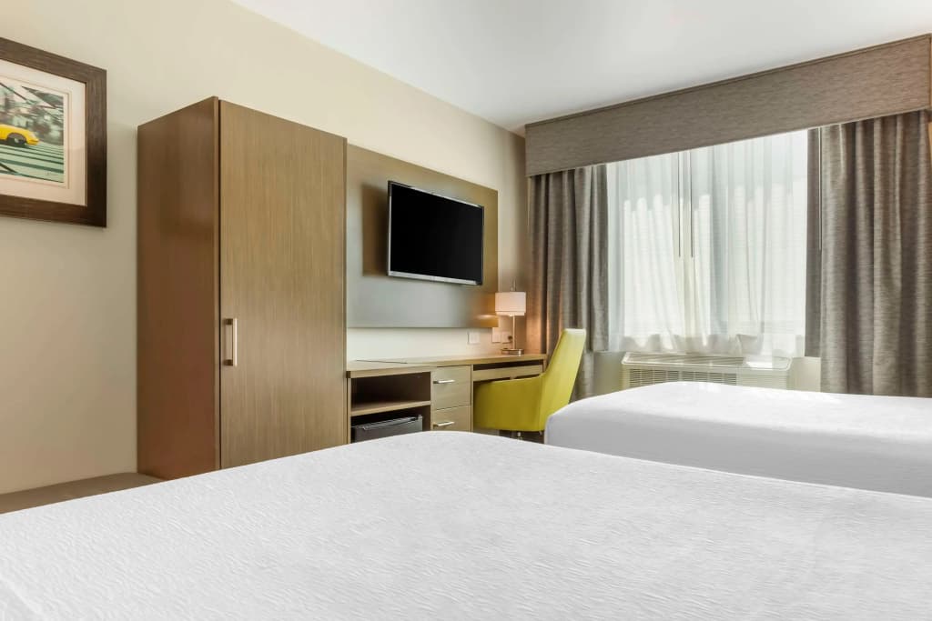 Best Western Brooklyn-Coney Island Inn - photo 3