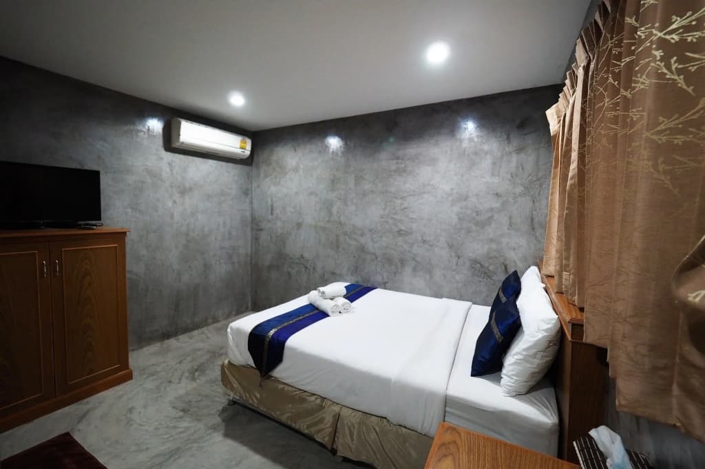 Phoom House - photo 2