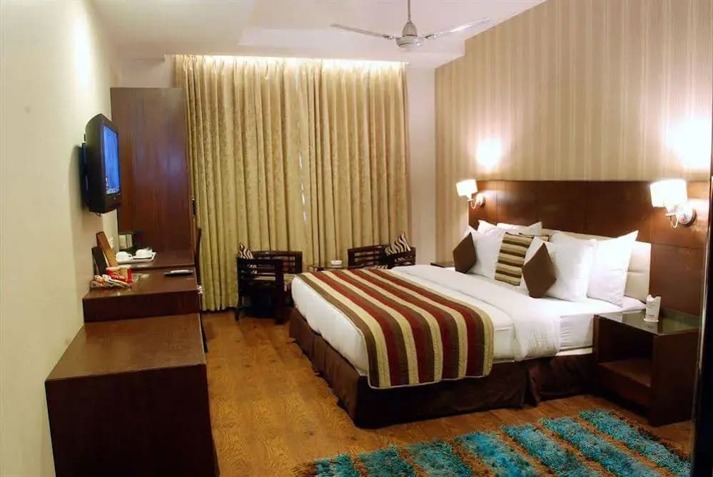 Liv Inn - photo 6
