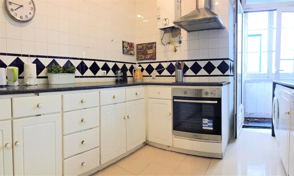 Charming Vintage Auto Check-in Flat in Baixa - photo 4