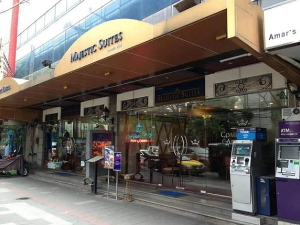 Majestic Suites - photo 1
