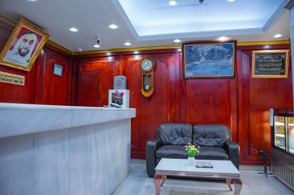 Al Karnak Hotel - photo 2