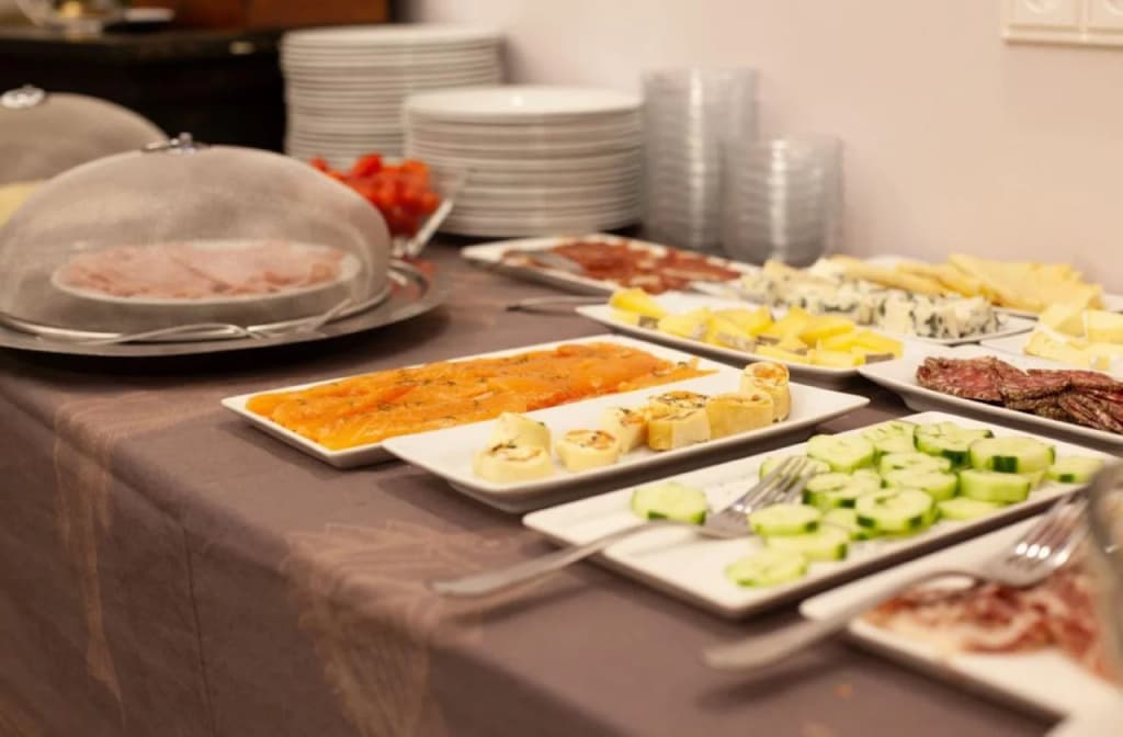 Hotel Oasis - photo 12