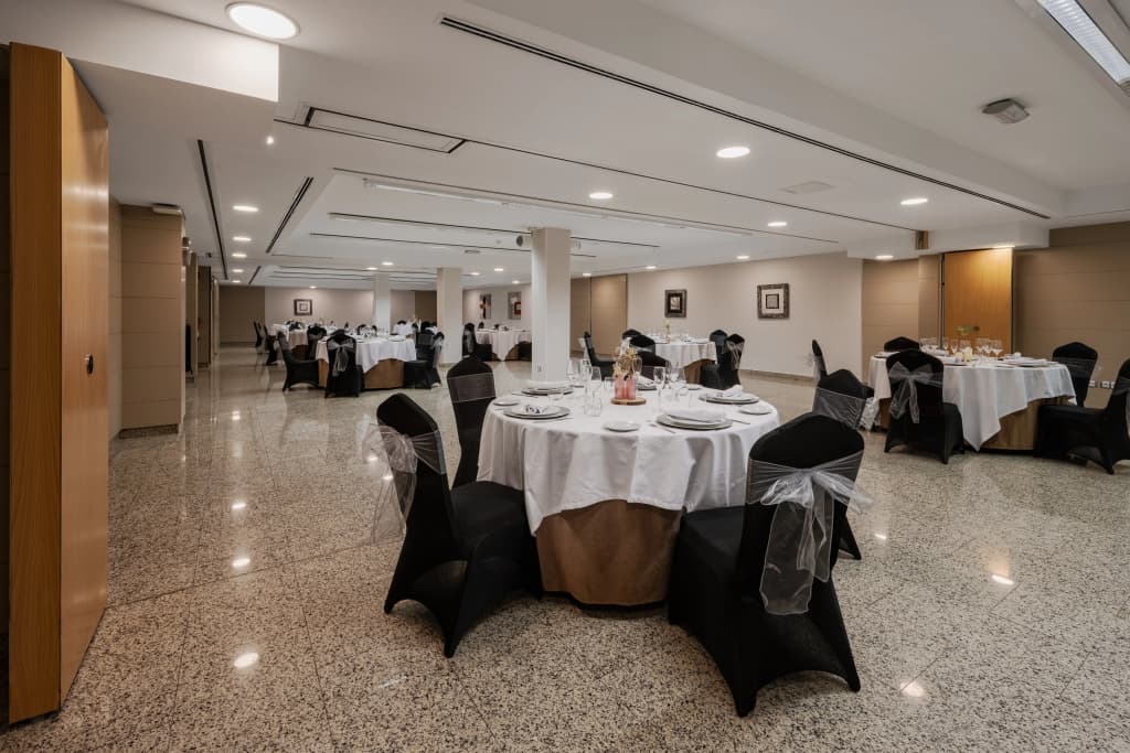 Crowne Plaza Madrid Airport by IHG - photo 26