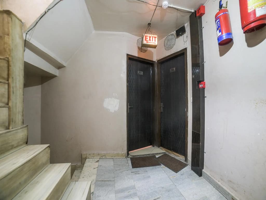 OYO 35981 Rohit Dx - photo 10