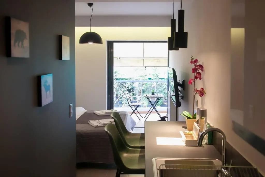 TONI'S STUDIO for couples near ACROPOLIS Museum - photo 9