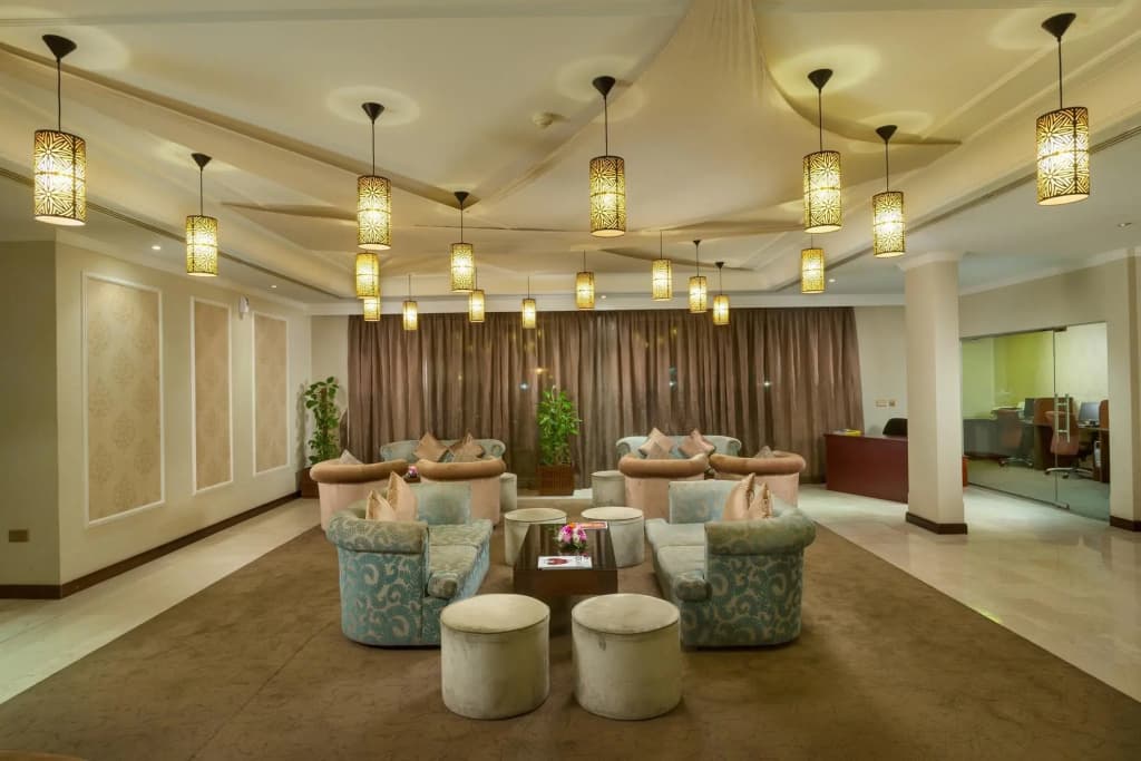 Al Falaj Hotel - photo 2