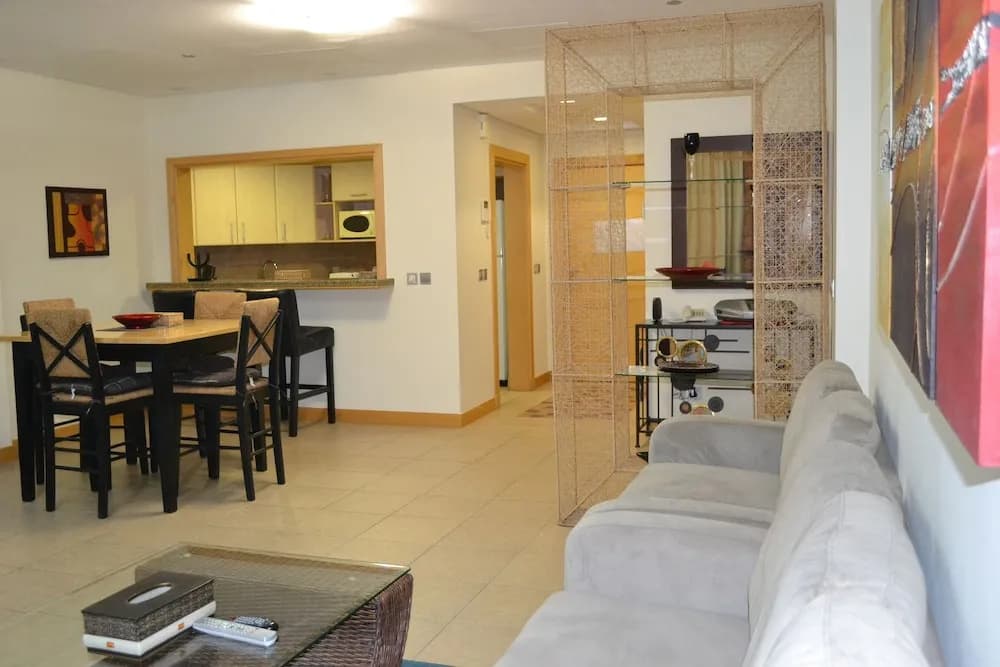 Entire 1 Bedroom Apartment in the Prestigious Palk Jumeirah - NBT - photo 10