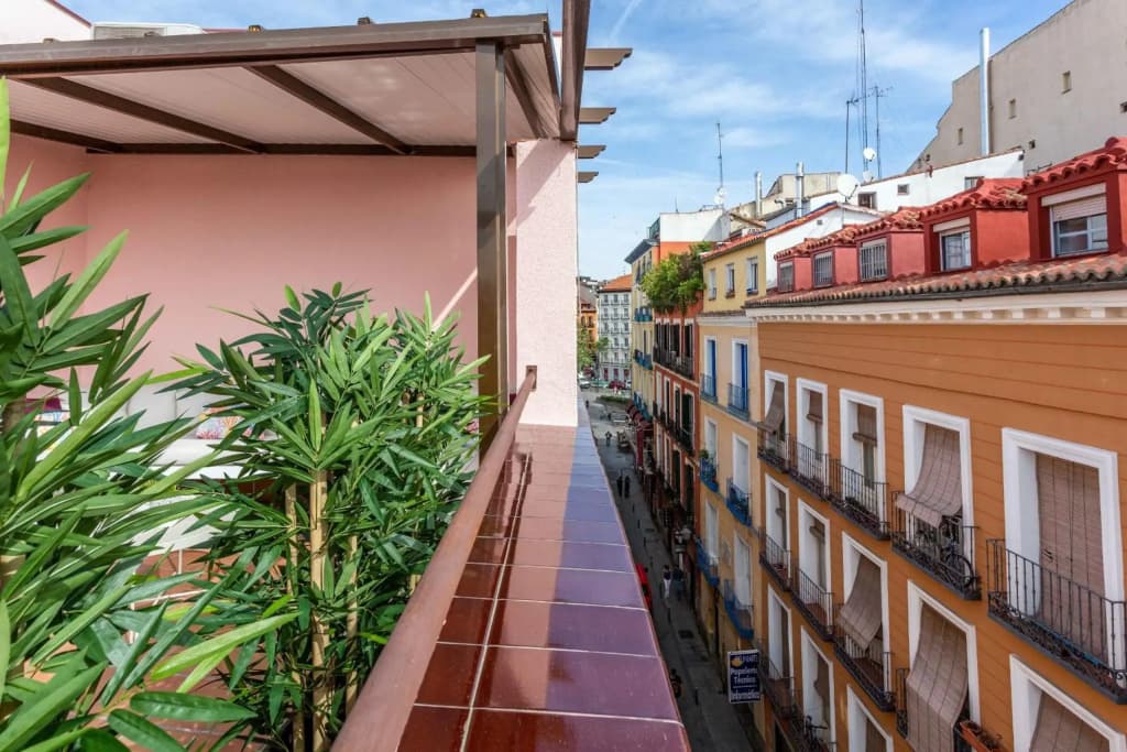 Mit House Madville En Madrid - photo 1