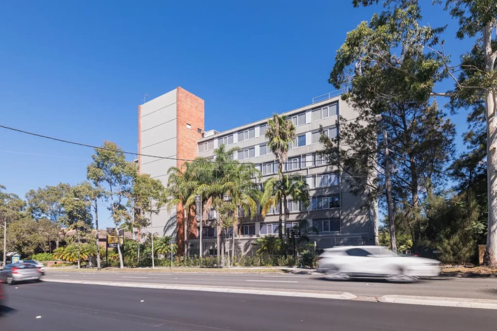 Royal Pacific Hotel - main photo