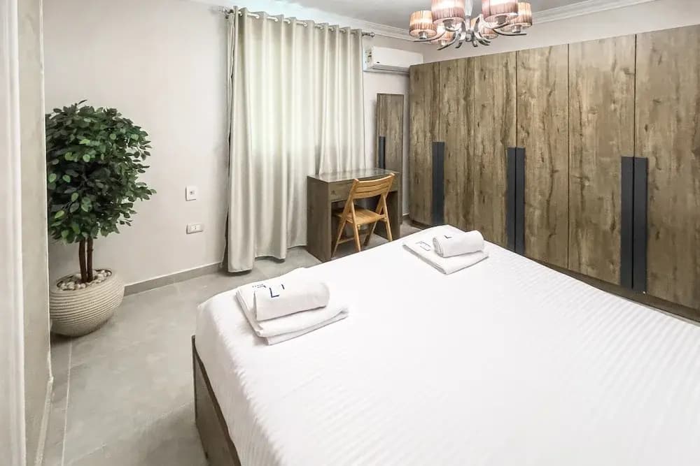 Xuru Stays I Elegant & Modern 3 BDR Apt. @ Heliopolis - photo 1