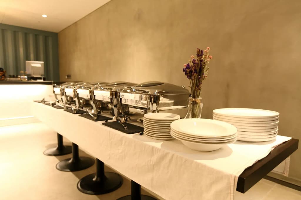 Bricks Hotel - photo 16