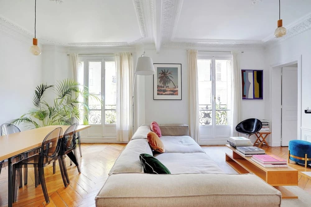Charming Apartment- 2br-4p- Parc Monceau - photo 9
