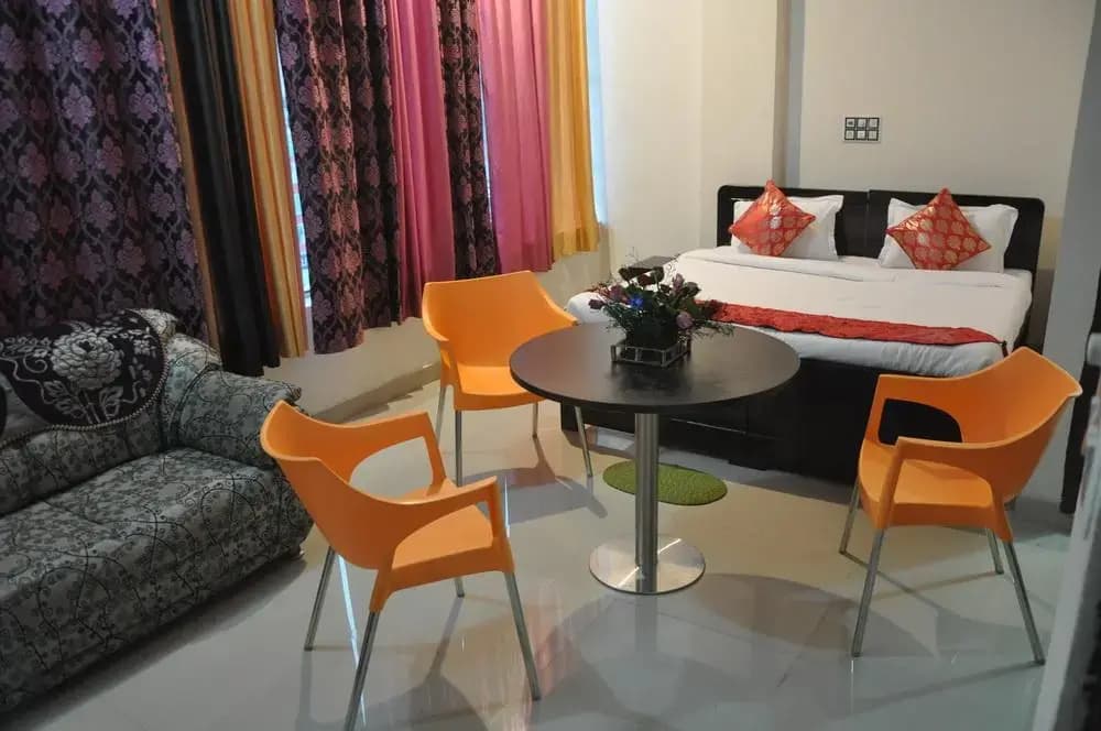 Hotel Golden Residency - photo 4
