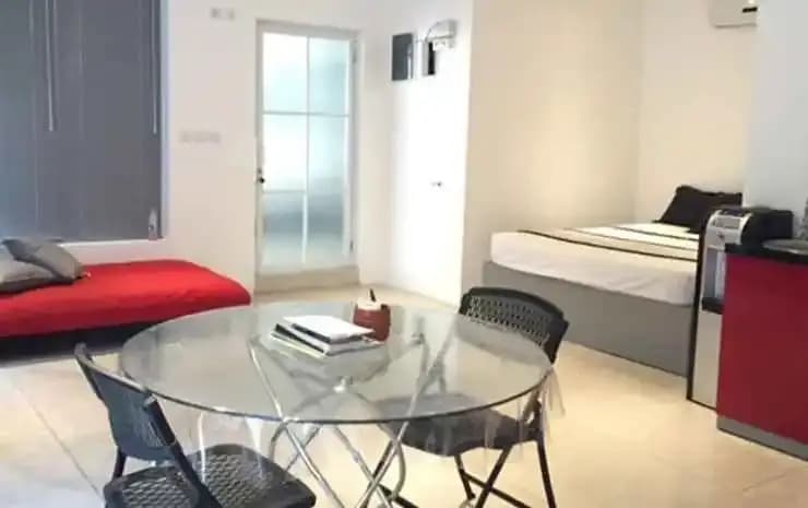 Nadya Apartment - photo 2