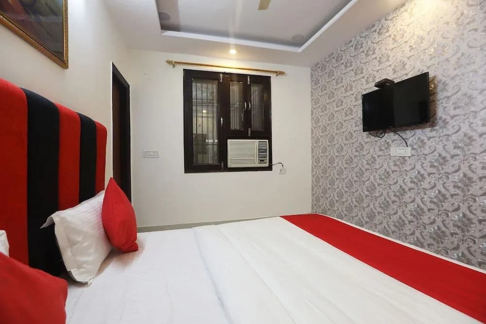 OYO 43923 Surbhi Residency - photo 4