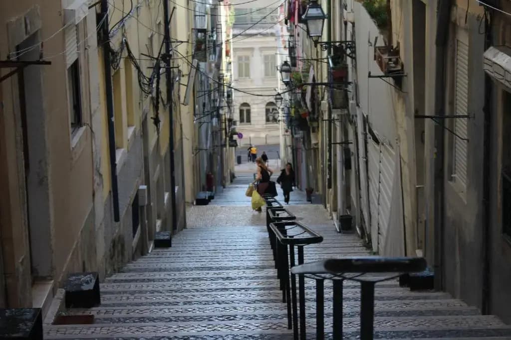 Lisbon Bica - photo 1