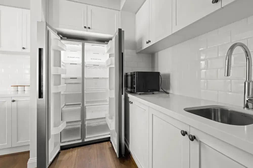 StayAU Contemporary 5BRM Families Home Point Cook - photo 9