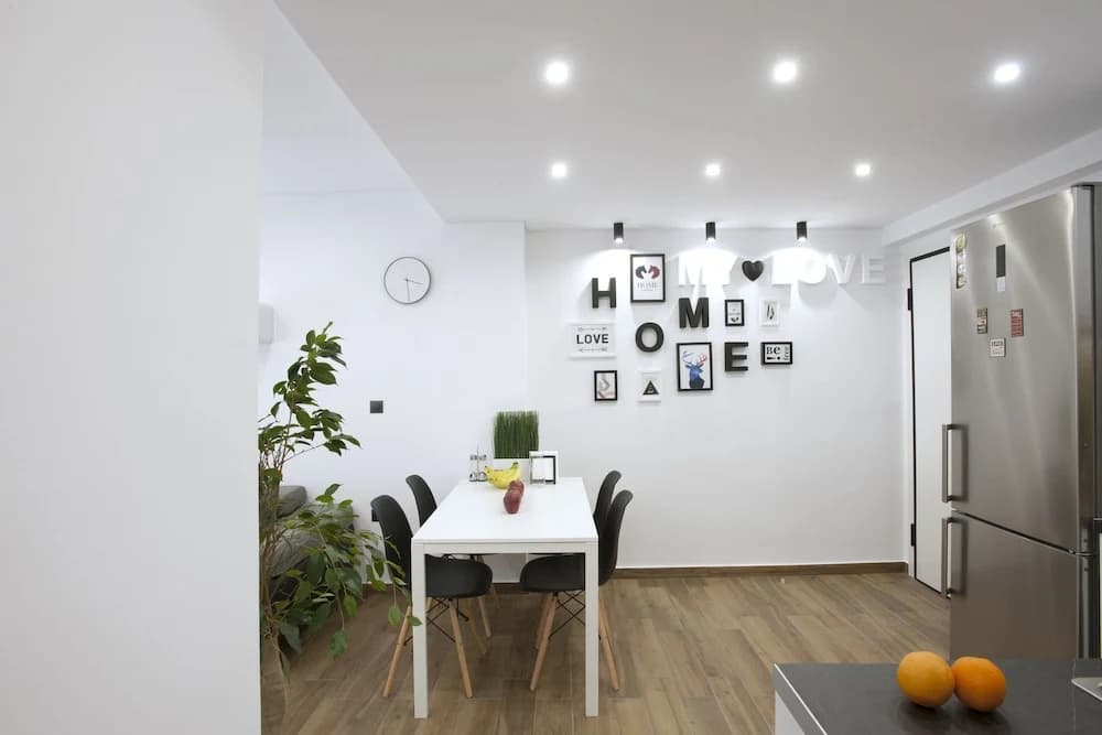 Α Koukaki, Modern Newly Refurbished Apartment - photo 9
