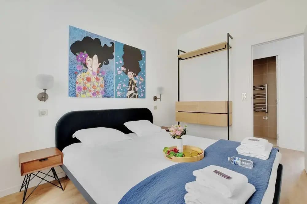 Spacious Apartment With 2 Rooms - photo 3