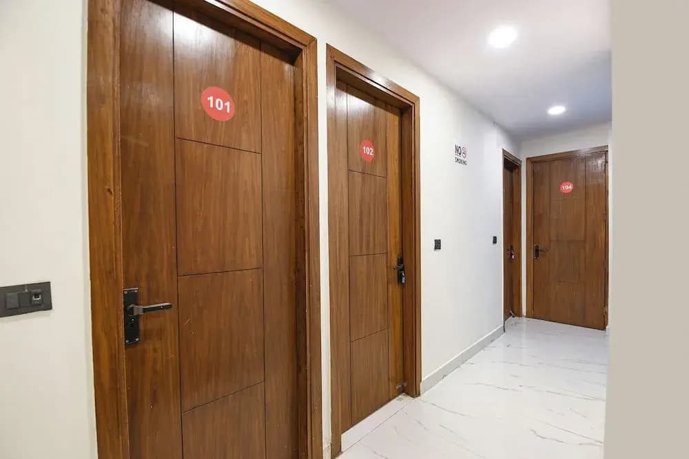 Fabhotel Np International - photo 10
