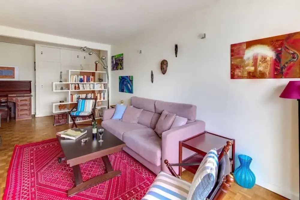 Spacious Apartment Near Exhibition Park - photo 8