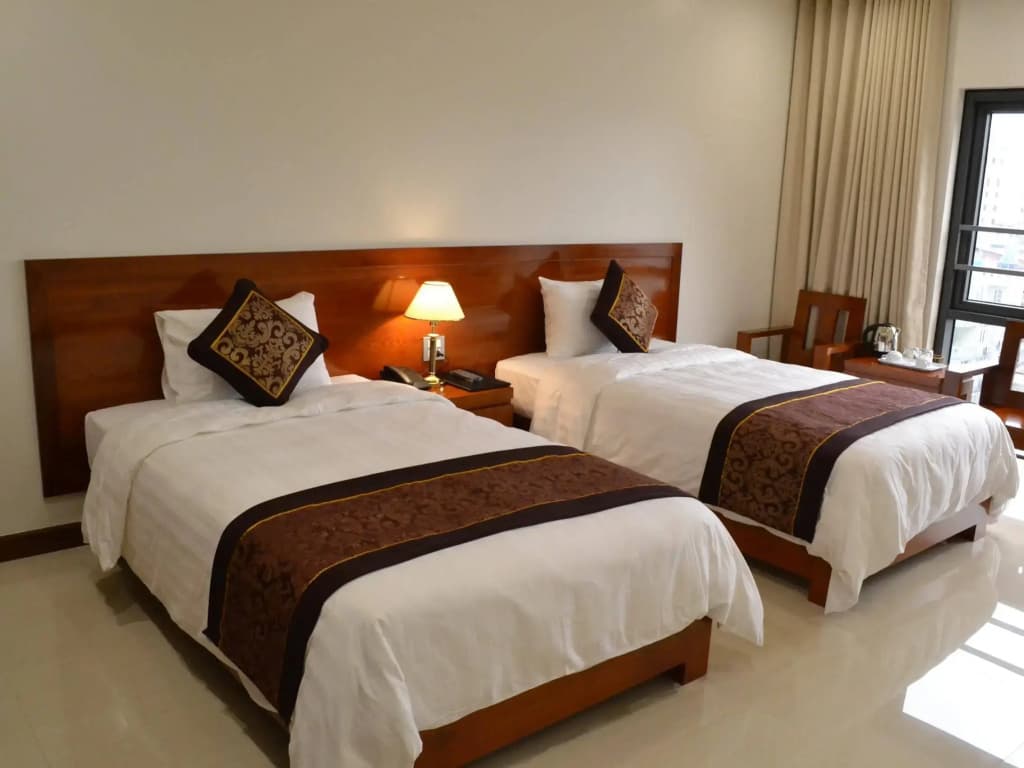 Thuy Nga Hotel Halong - photo 3