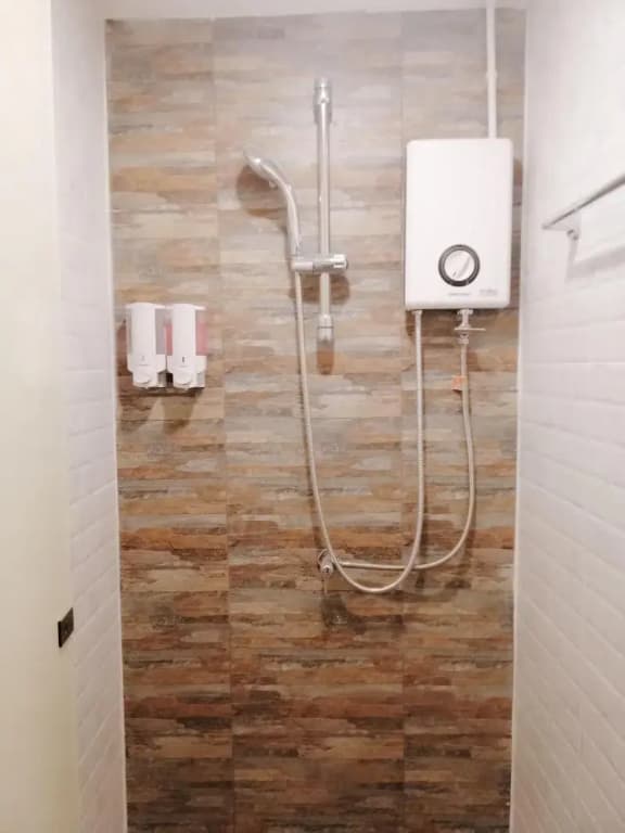 White House Hostel - photo 8