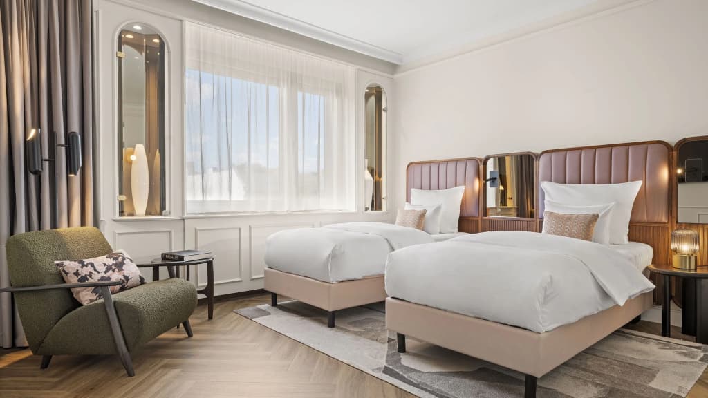 Hotel Bristol Berlin - photo 43