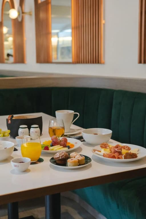 Luster Hotel - photo 12