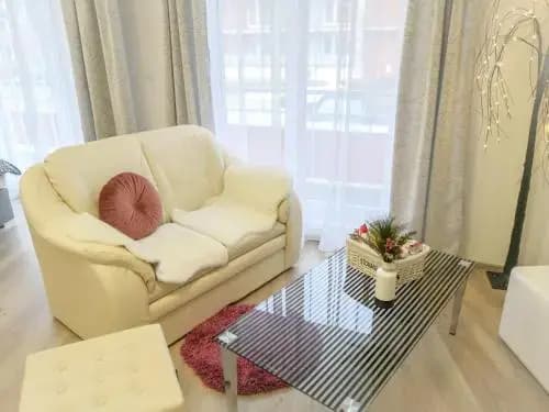 Element Prag Airport Apartment - photo 10
