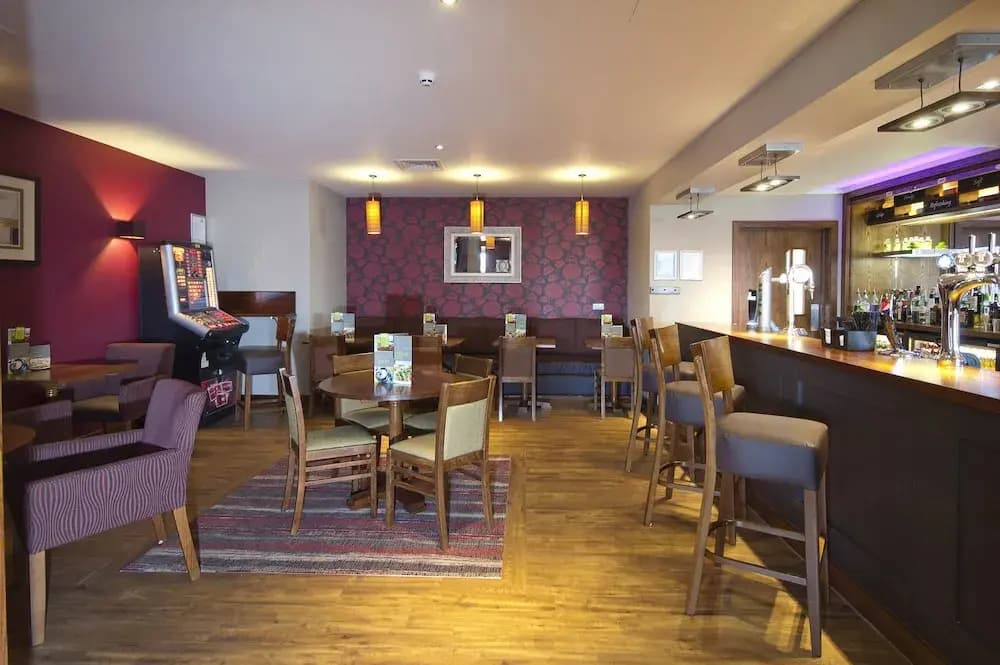 Premier Inn Edinburgh Park - Airport - photo 19