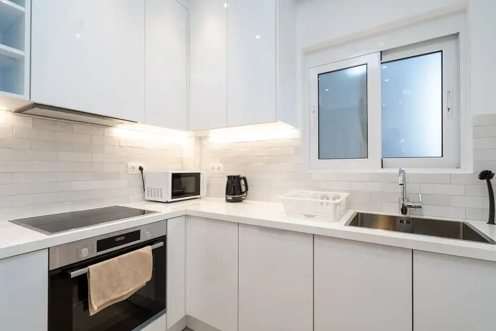 The Urban King Apartment - photo 25